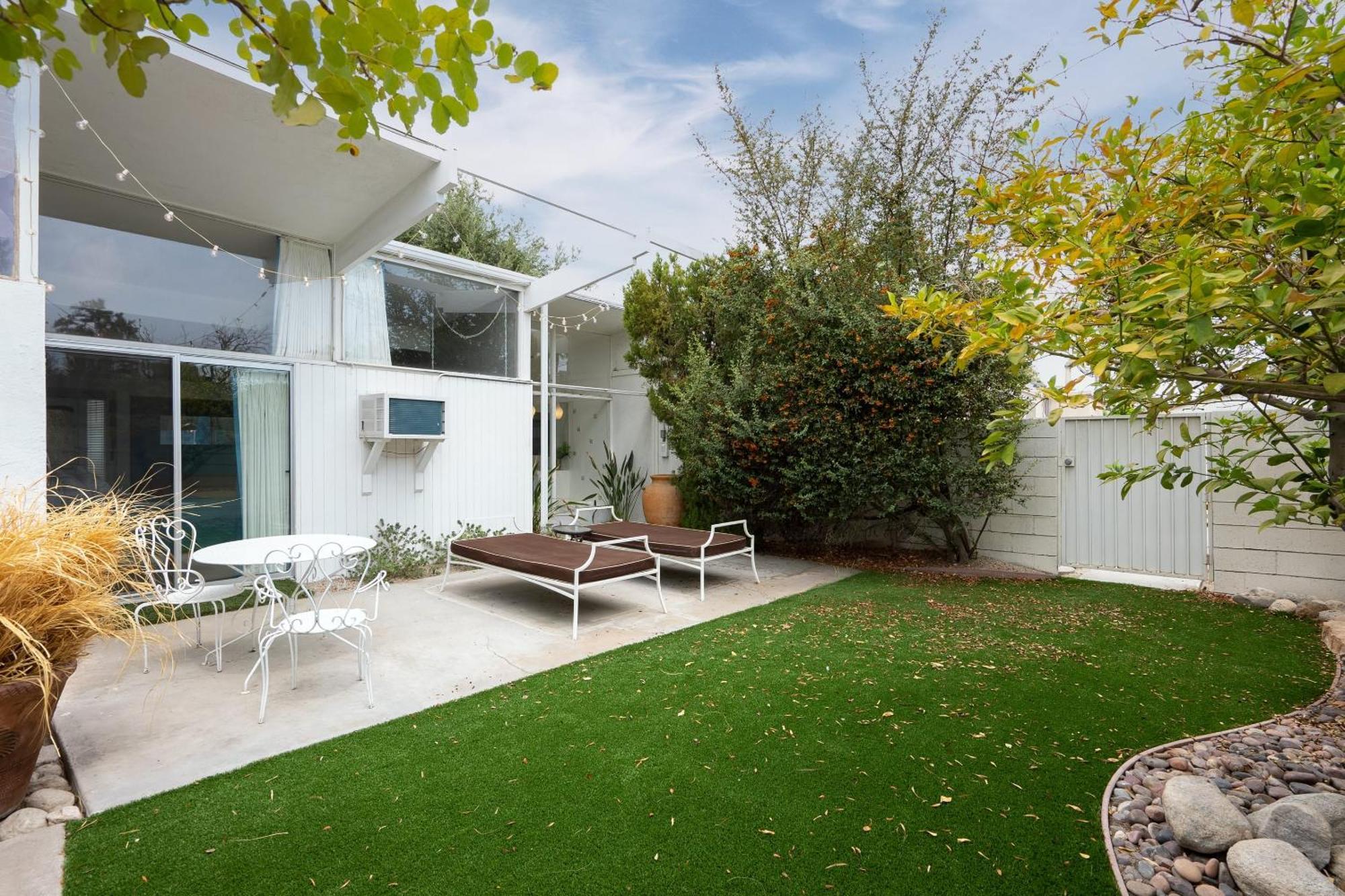 Monkey Tree Hotel By Avantstay Stylish Hotel In Palm Springs W Pool Exterior foto
